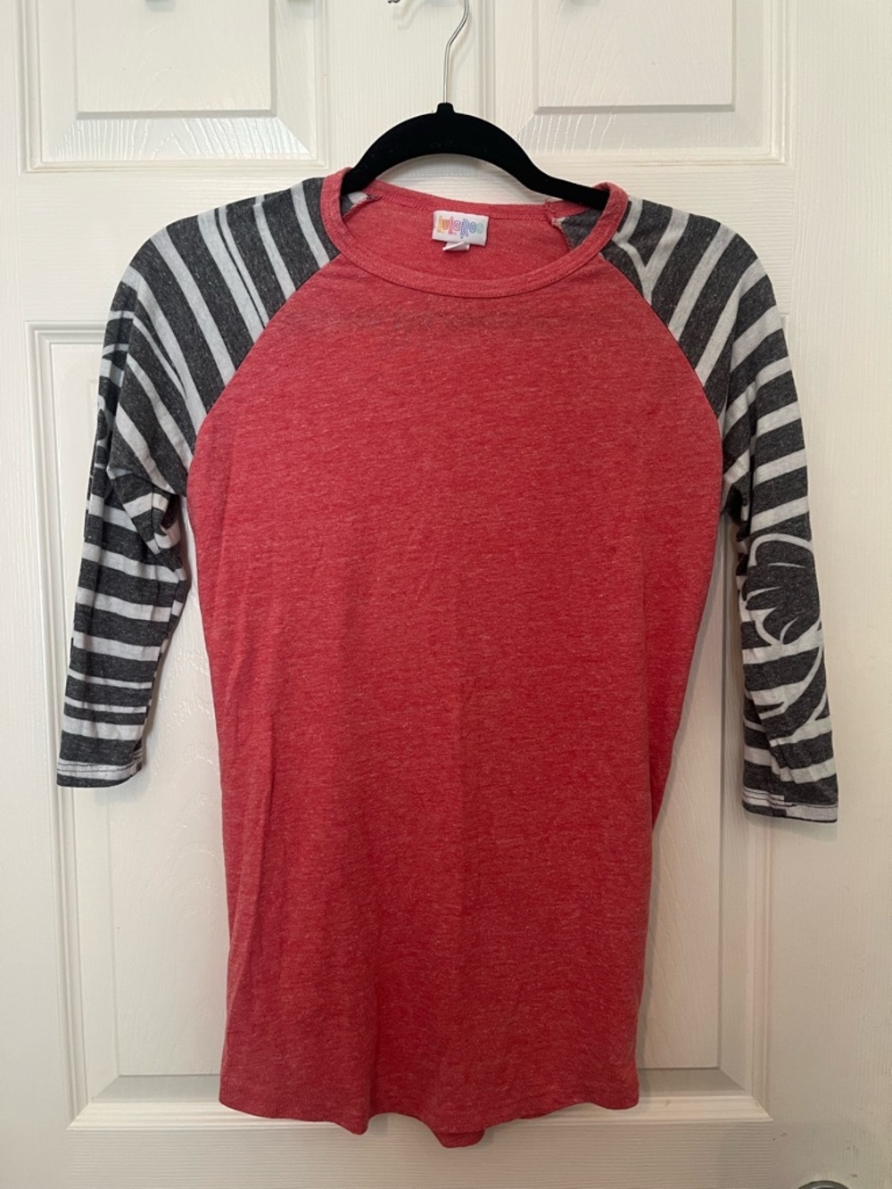 LuLaRoe XS Pink Randy Tee with Gray & White Striped Sleeves